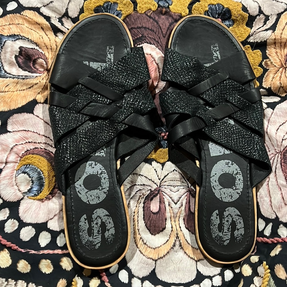Sorel Ella Slide Black Flat Leather Slide Sandals OBO